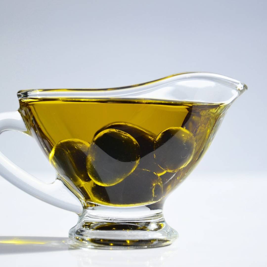 OLIO 708 mg/kg: Olio d’oliva extravergine con alti polifenoli