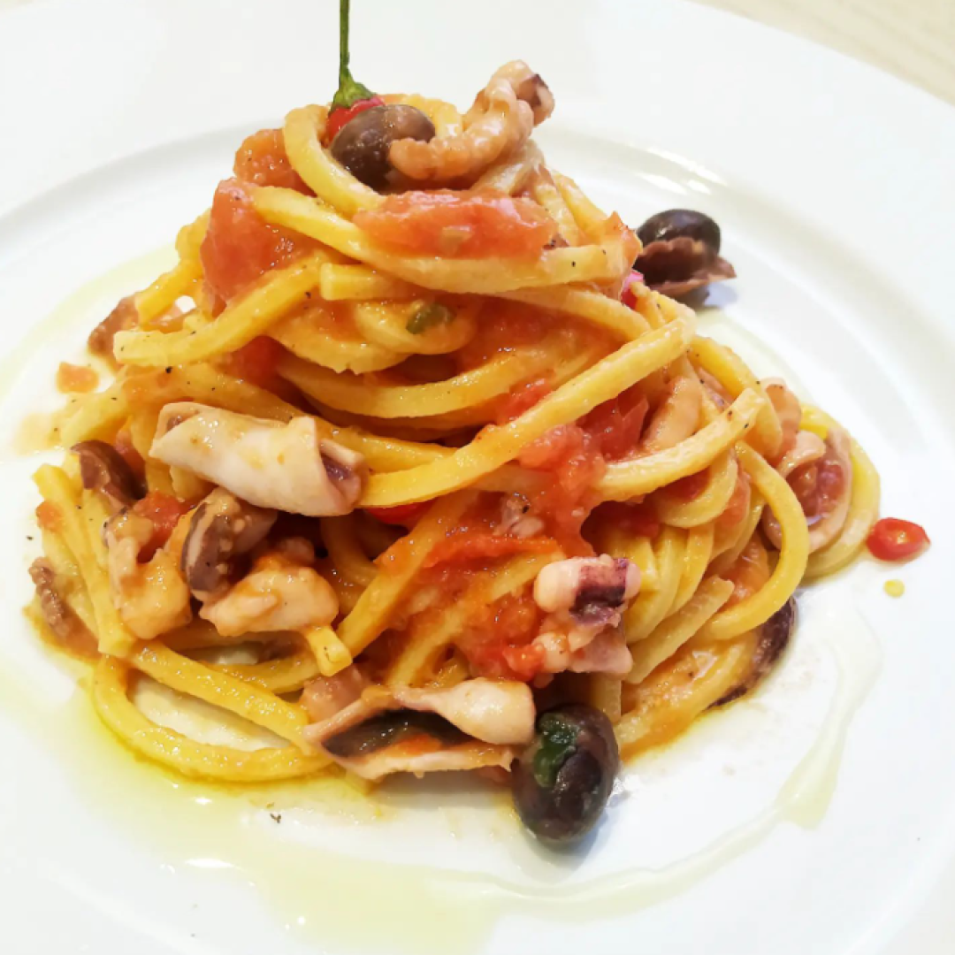 Totani al pomodoro (con e senza pasta)